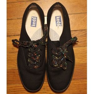 black Keds with custom laces